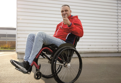 Športovec a chronický urologický pacient na vozíku Martin Ludrovský